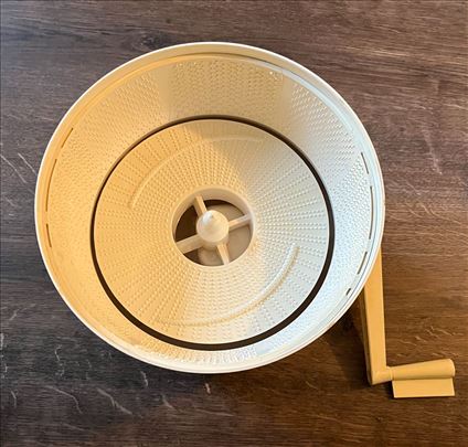 Ljuštilica mladog krompira