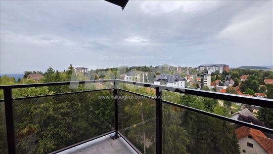 Mirna lokacija top pogled kompletno opremljen