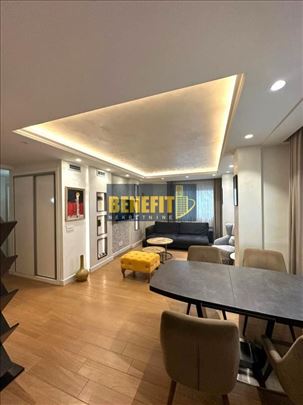 Na prodaju fantastičan četvorosoban stan na Vračar