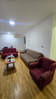 Trosed, dvosed i fotelja-besplatno