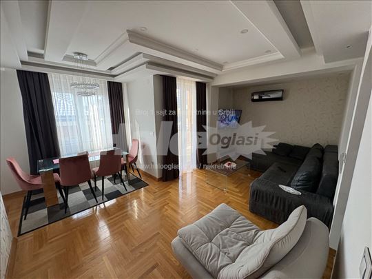 📍 Izdaje se luksuzan stan – centar Leskovca  Izda