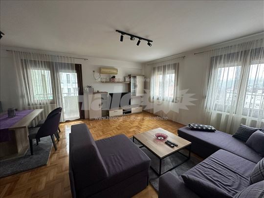 Kompletno namešten stan u Učitelj Milinoj!