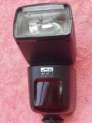 Metz mecablitz 44 AF-1 digital Flash Canon