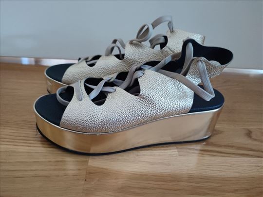Sandale zlatne 41