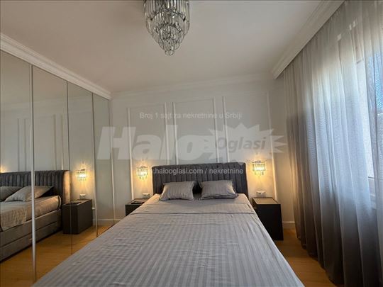 Trosoban stan u centru Vračara, Novopazarska ulica