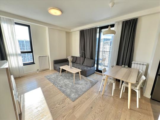 BW Metropolitan, odmah useljiv, sa garažnim mestom