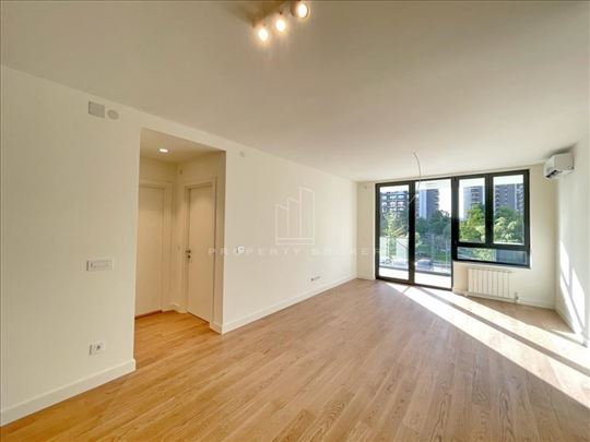 BW Quartet 3, pogled na Savski park, odmah dostupa