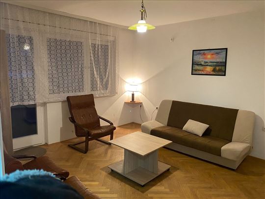 Cerak Prištinska 32+5 vp kao 1. renoviran uknjižen