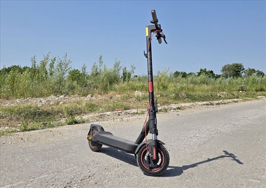 Elektricni Trotinet XIAOMI 5 Max