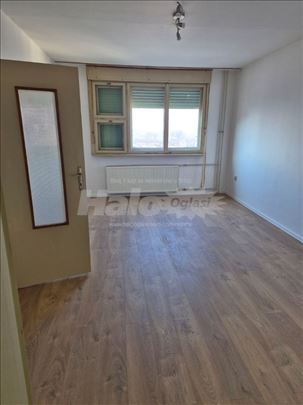 Izdajem jednosoban komforan stan 53kvm