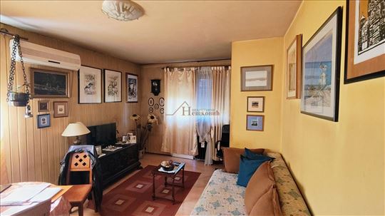 KANAREVO BRDO Borska, trosoban 77 kvm uknjižen