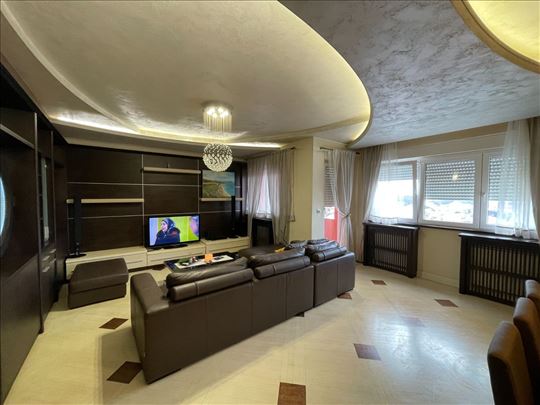 Lux cetvorosoban dupleks u Zivka Davidovica