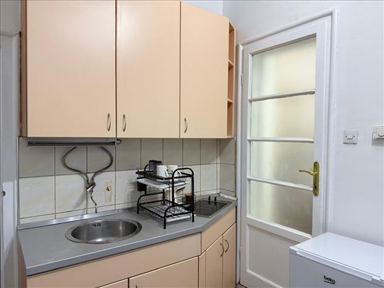 Odličan,renoviran stan 