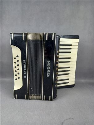 Odlična Hohner Student II 16 basova dečja harmonik