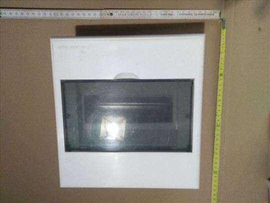 razvodna kutija za automatske osigurače 23x22 cm