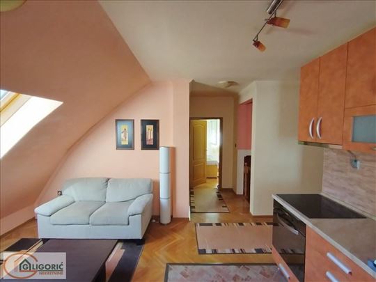 Vidikovački venac-duplex-mereno 124m2