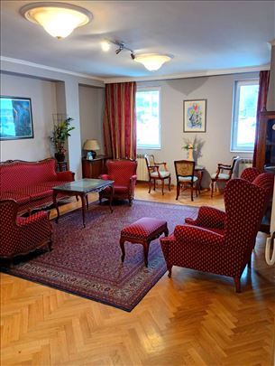 Vračar, Trosoban stan kod Čuburskog parka,Uknjižen