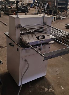 Automatska hleboreznica 