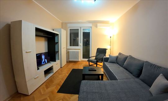 Dvosoban , namešten , Požeška 