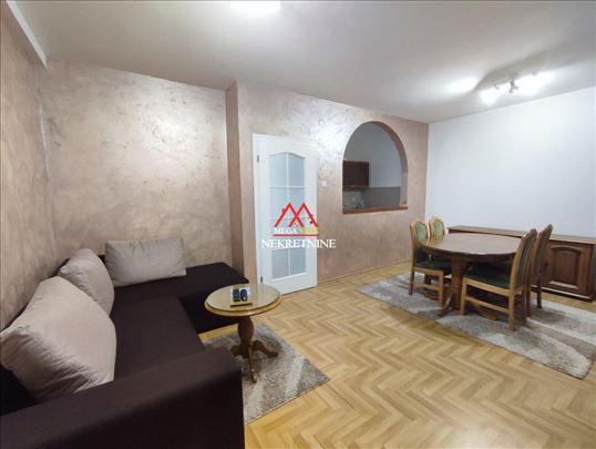 Dvosoban stan - 50m2 - Rotkvarija - Socijalno