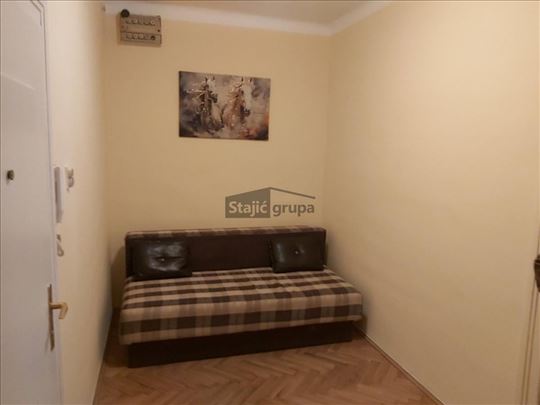 Dvosoban stan kod SKC-a