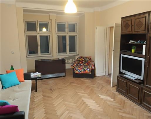 Dvosoban stan kod SKC-a