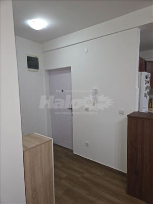 Izdajem jednosoban stan