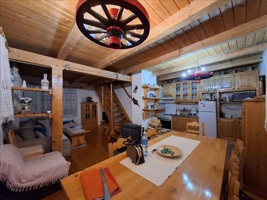 Kopaonik, odlična opremljena vertikala, 110m2