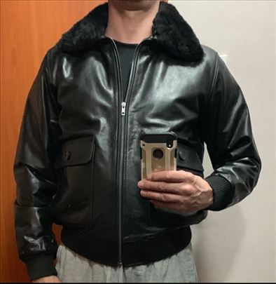 Kožne jakna broj XL,L,M nove pilotske