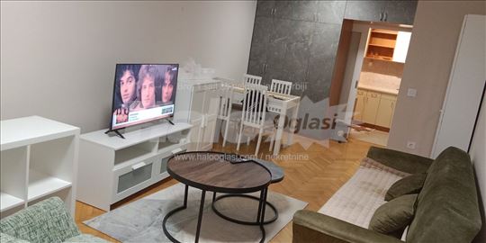 Odličan dvosoban stan na Grbavici u Novom Sadu