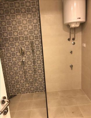 Vukov spomenik, novogradnja, može i pp, ID 25211