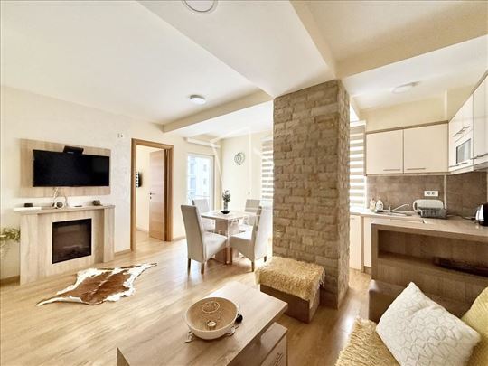 Zlatibor, centar, kompletno opremljen, sa parking 