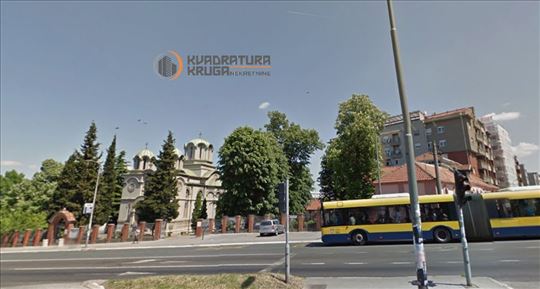 Banovo brdo -uknjižen, odlična lokacija, struktura