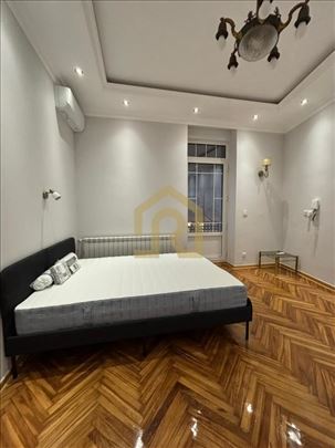 Izdavanje, stan, Knez Mihailova, 37m2