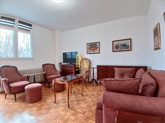 Kompletno namešten dvoiposoban stan na Limanu 2