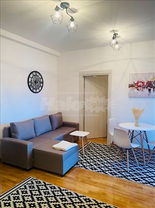 LUX Botanička bašta, Paliluska pijaca, nov