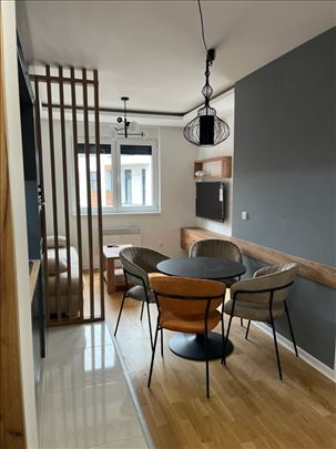 Lux jednosoban  stan 