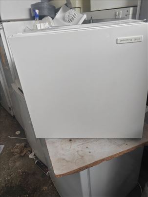 Mini zamrzivač garancija