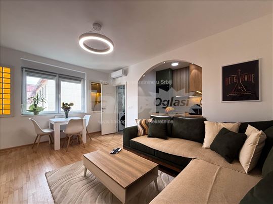 Moderan, kompletno renoviran stan u srcu Dorćola