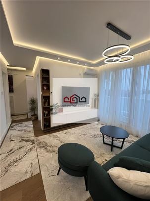 Nov Jednoiposoban Stan Sa Parking Mestom 800 Eura