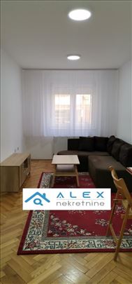 Odličan jednoiposoban stan u blizini centra grada