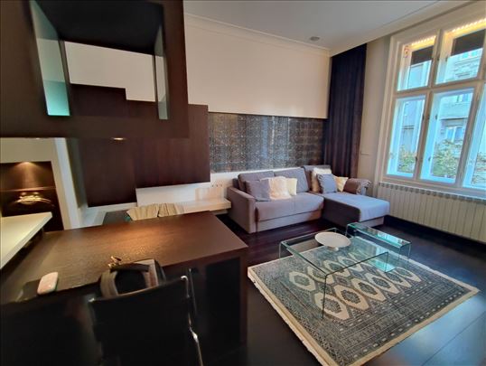 Pešačka zona-LUX 2.5 stan