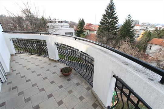 Prostran stan, Senjak, cena sa troškovima, ID 6701