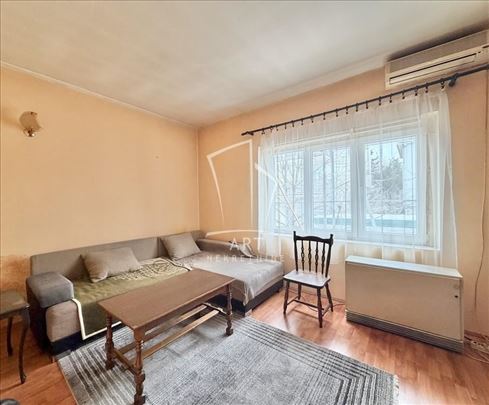 Uknjižen stan na Zvezdari ID#13564