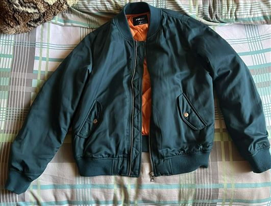 Zenska jakna za prolece/jesen