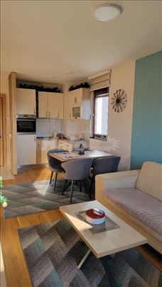 Centar|Lux Opremljen + Nalog na Bookingu| 40m2