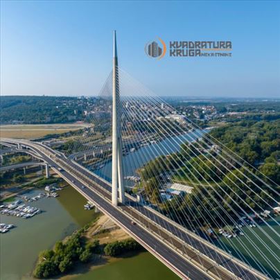  Čukarica - Odlična lokacija, sprat, adaptibilan