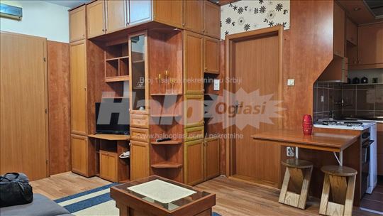 Izdaje se garsonjera u Donjoj Erdogliji