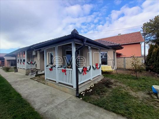 Kuća,Čurug,Čurug,kv: 109.00, € 140000