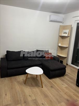 nov kompletno namesten konforan stan